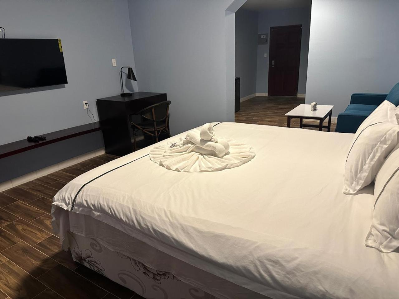 Enjoy Hotel Caye Caulker Ngoại thất bức ảnh