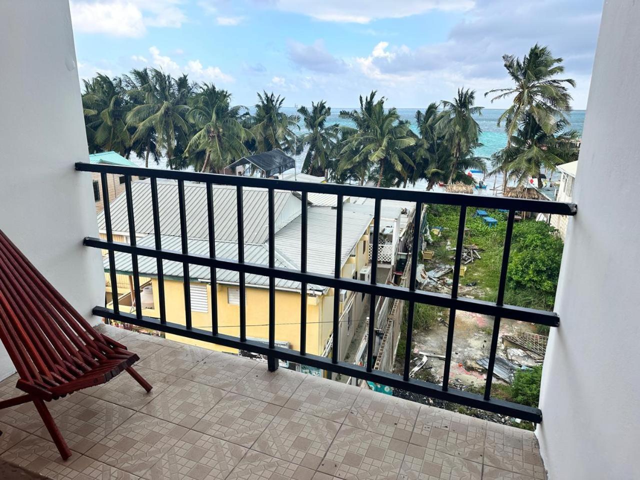 Enjoy Hotel Caye Caulker Ngoại thất bức ảnh