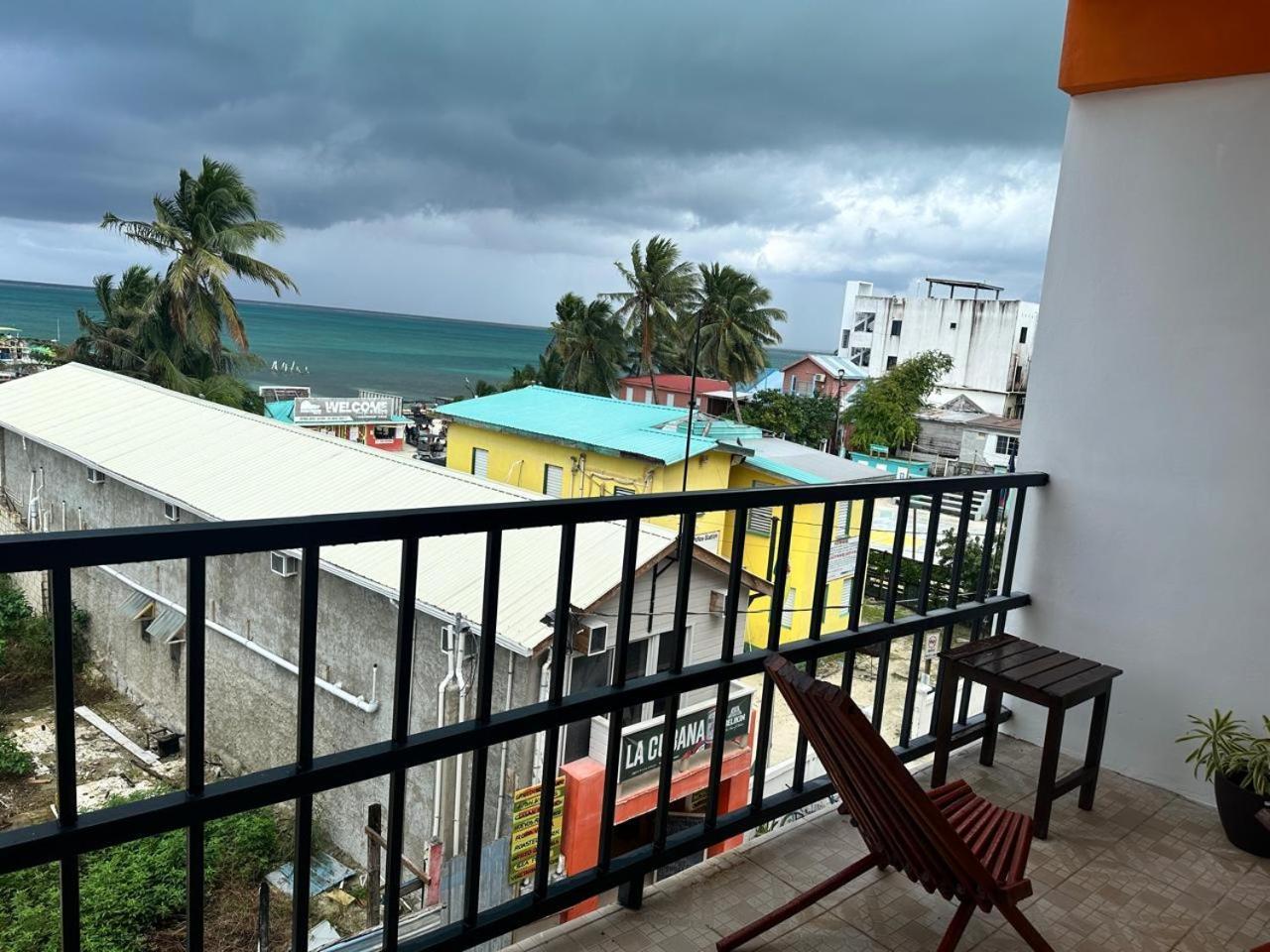 Enjoy Hotel Caye Caulker Ngoại thất bức ảnh